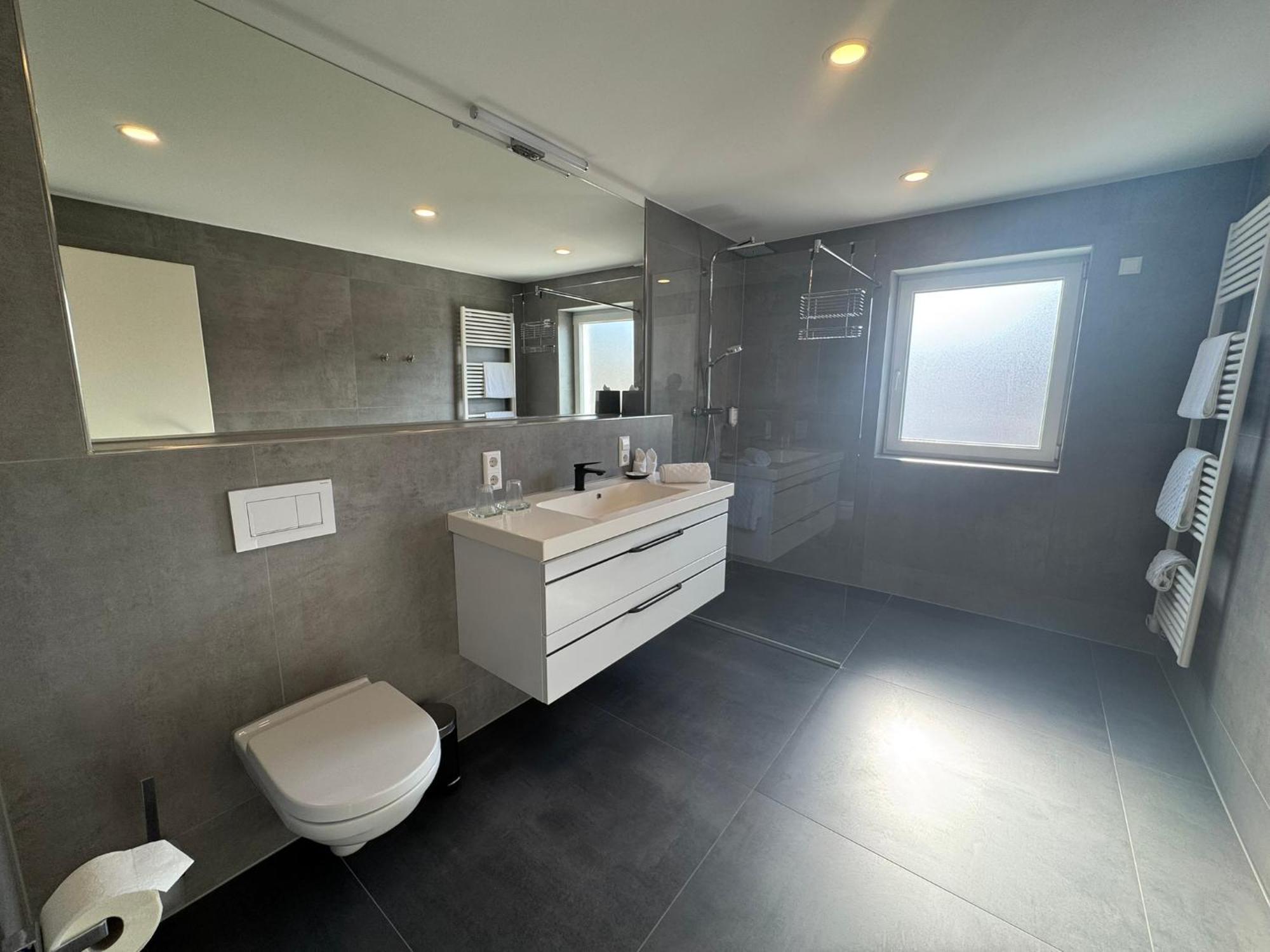 Hotel Barth ไคเซอร์สเลาเทิร์น ภายนอก รูปภาพ