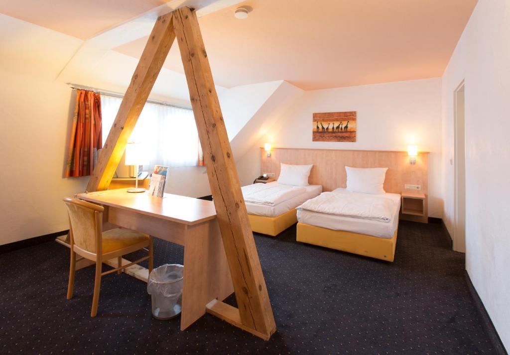 Hotel Barth ไคเซอร์สเลาเทิร์น ภายนอก รูปภาพ
